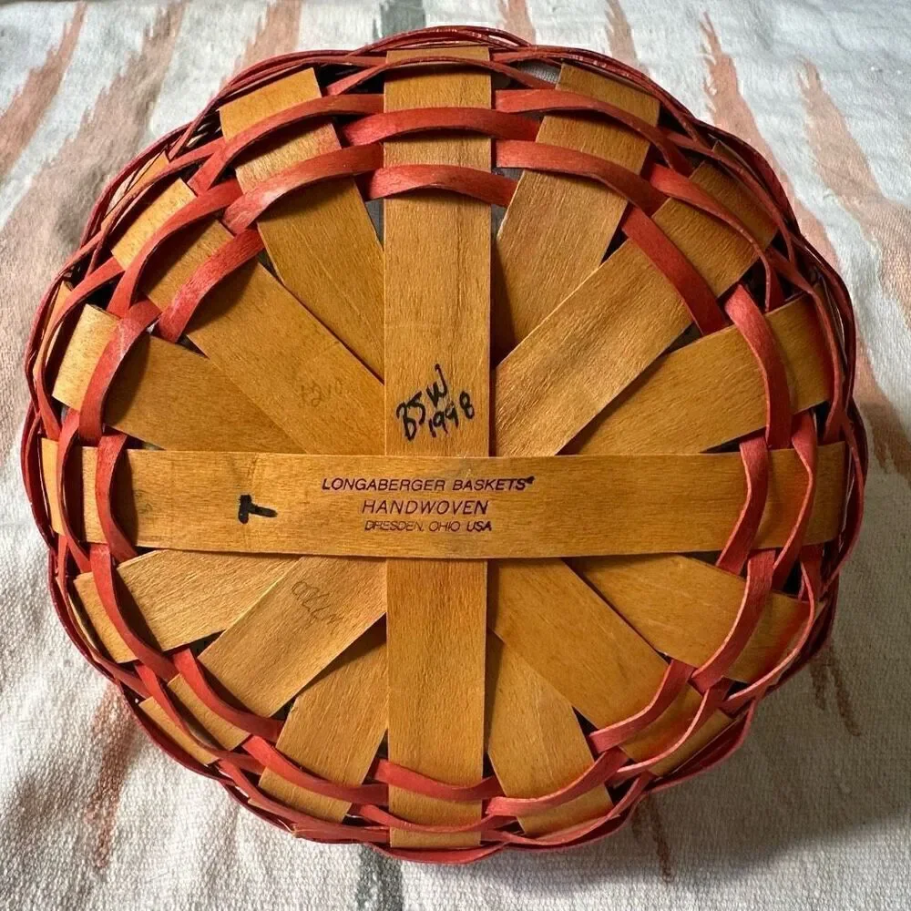 Longaberger 1998 “Rings & Things” Mother’s Day Basket w/ Fabric and Plastic Line